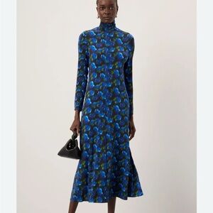 HUNTER BELL Kings Dress